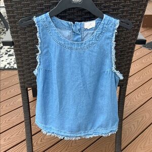 Thread & Supply Frayed Chambray Sleeveless Top with Button Detail. XS. Like new
